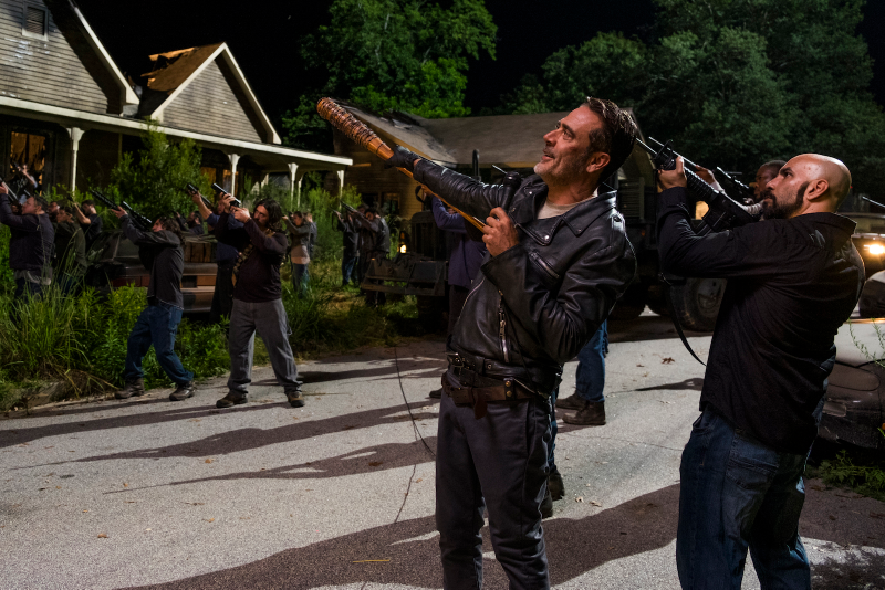 Illustration for article titled Rick Loses More Than the Battle on The Walking Dead's Midseason Finale